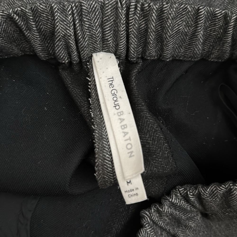Aritzia The Group Babaton Drawstring Dress Pant (M) - Picture 5 of 6